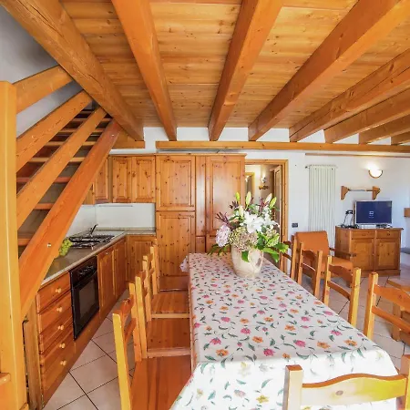 A Cozy Alpine Retreat アパート