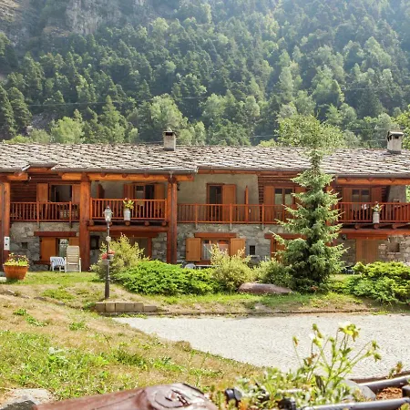 Apartament A Cozy Alpine Retreat Antey-Saint-André