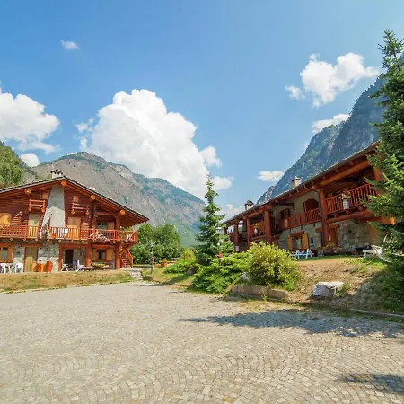 Apartament A Cozy Alpine Retreat