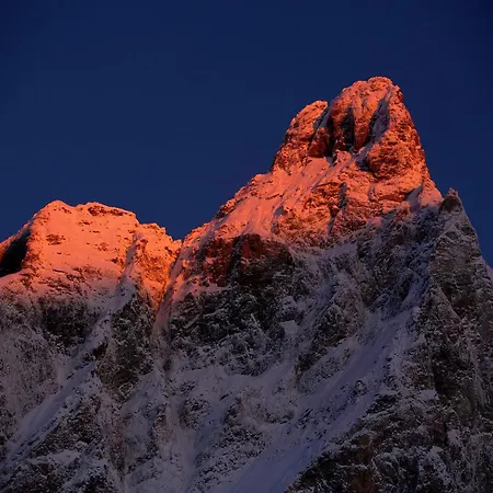 A Cozy Alpine Retreat Antey-Saint-André