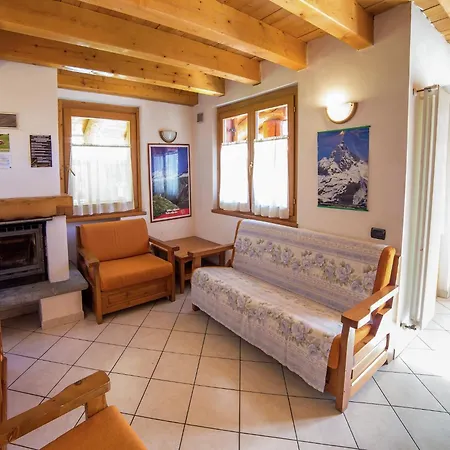 A Cozy Alpine Retreat *