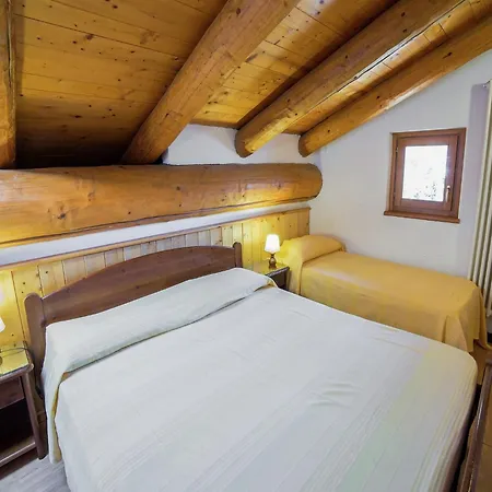 A Cozy Alpine Retreat דירה *